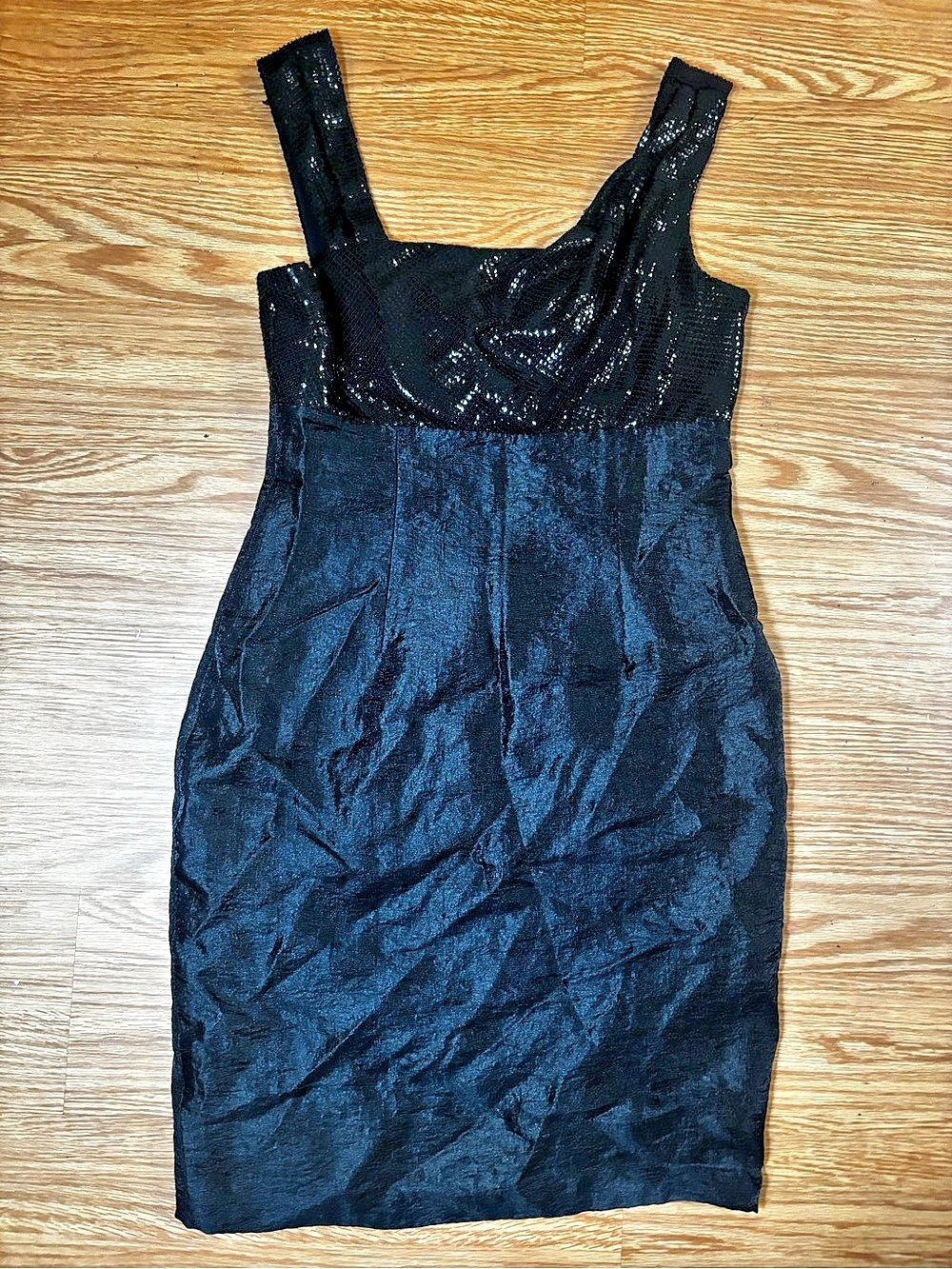 Kay Unger Sequin Mini Dress in Black Size Medium